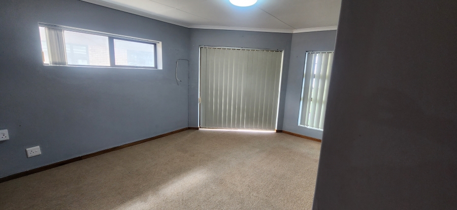 5 Bedroom Property for Sale in Dana Bay Western Cape